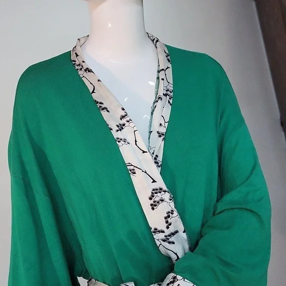 Doie Robe - Picture 2 of 11